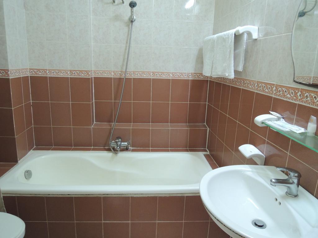 The Sun Hotel Nha Trang Phòng bức ảnh